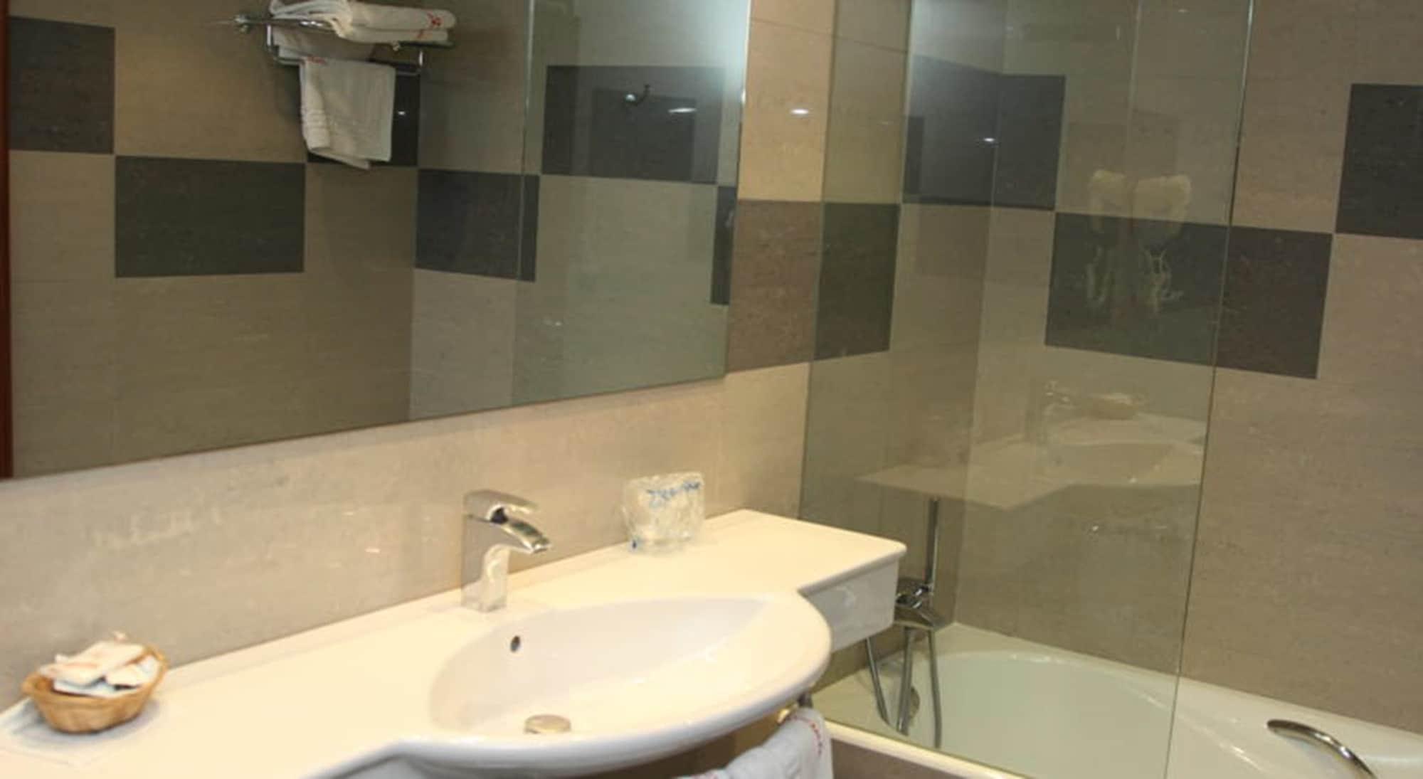Hotel Cesaraugusta Saragossa Zewnętrze zdjęcie