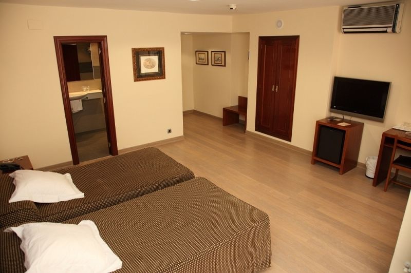 Hotel Cesaraugusta Saragossa Zewnętrze zdjęcie