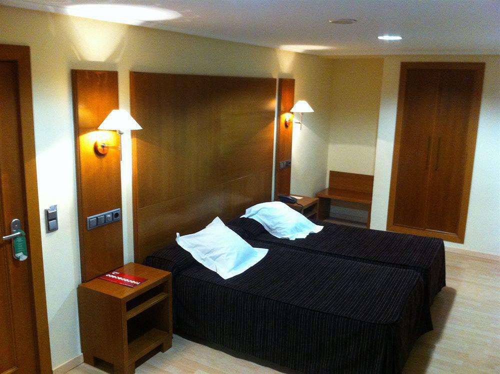 Hotel Cesaraugusta Saragossa Zewnętrze zdjęcie