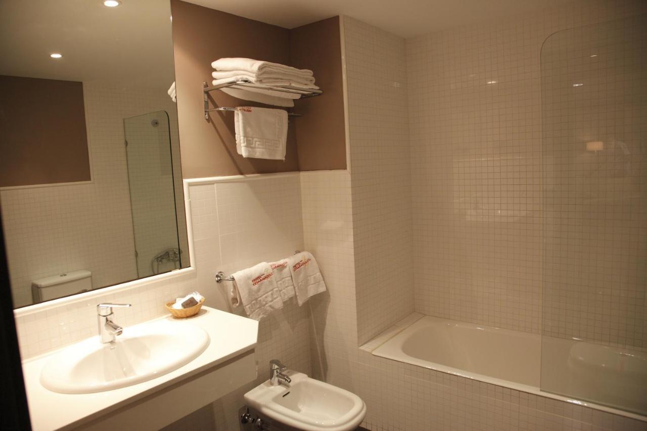 Hotel Cesaraugusta Saragossa Pokój zdjęcie